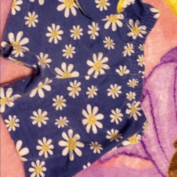 Baby shoes with matching shots - Picture 2 of 2